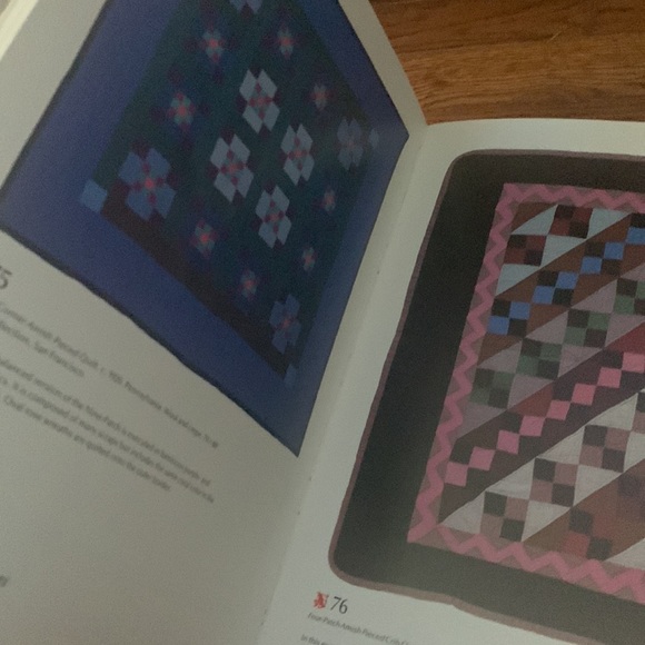 America's Glorious Quilts Coffee Table book - Picture 3 of 4